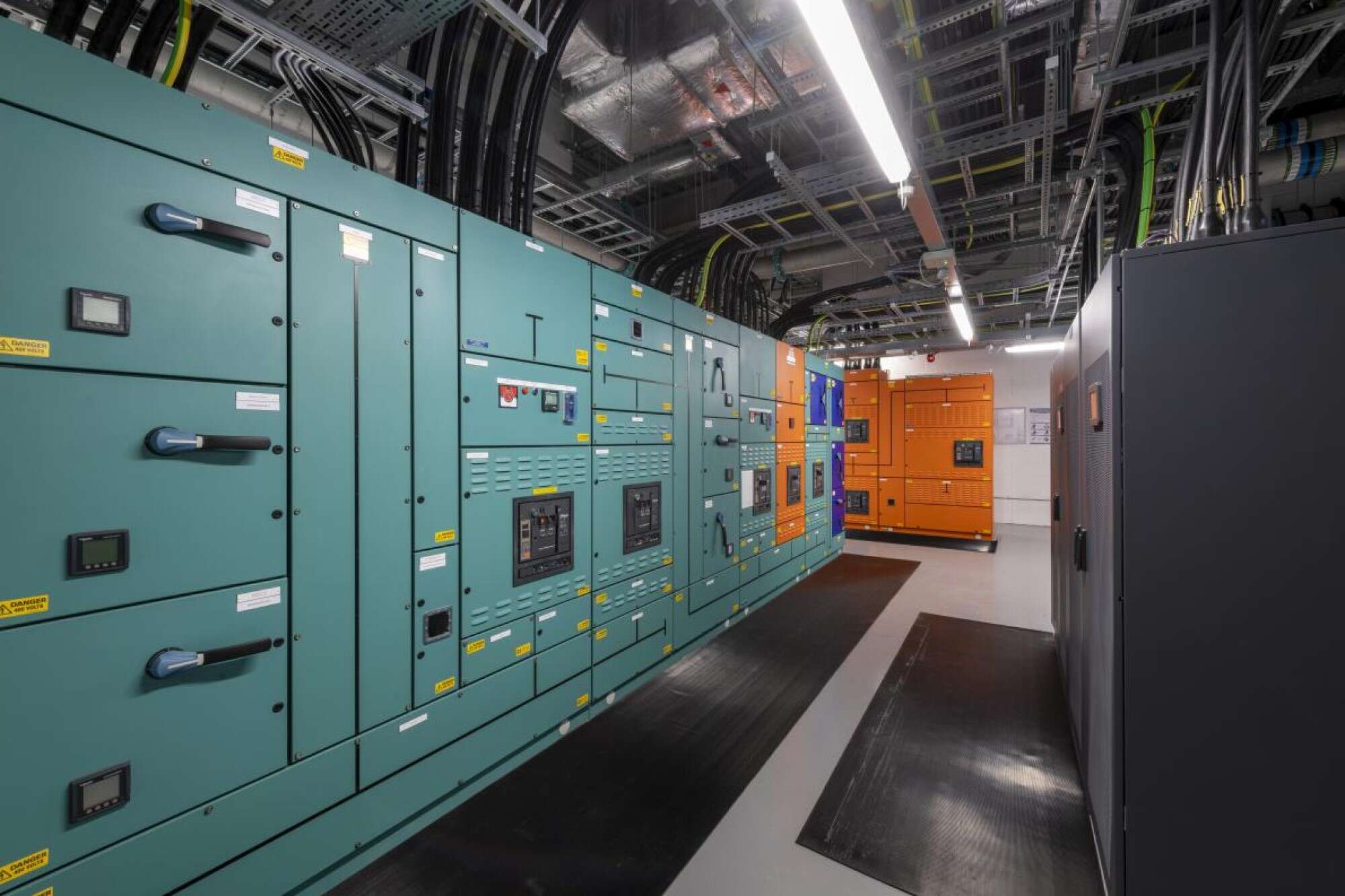 How Supercomputer Technology Powers Advanced Simulations
