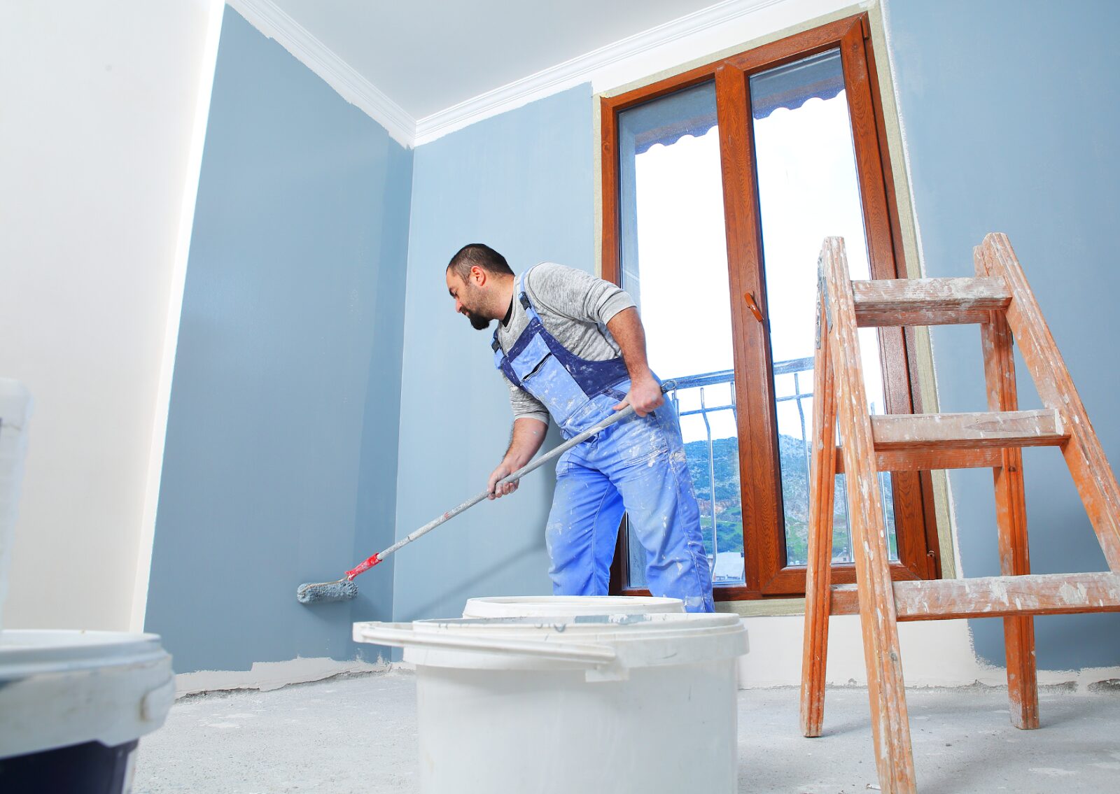 Commercial interior painter Minneapolis office and business painting experts